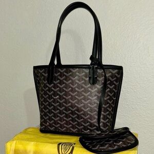 Stylish Small Black Leather Tote Bag